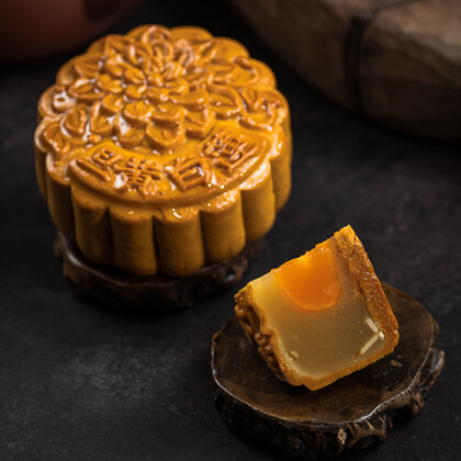 单黄莲蓉月饼 White Lotus Single Yolk (Mooncake)